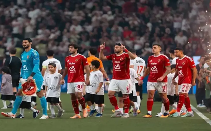 وكيل خالد عوض يكشف حقيقة مفاوضات الأهلي لضم اللاعب